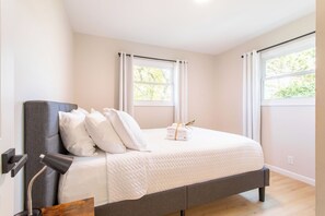 3 habitaciones, caja de seguridad en la habitación, escritorio y wifi 