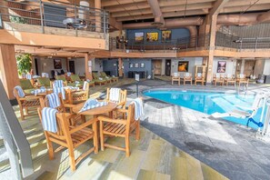 Piscine intérieure, piscine chauffée