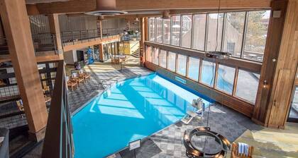 Beaver Run Moonrise Condo: Ski-In, Ski-Out, Great Views