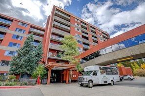 Exterior - Beaver Run Moonrise Condo: Ski-In, Ski-Out, Great Views (Breckenridge)