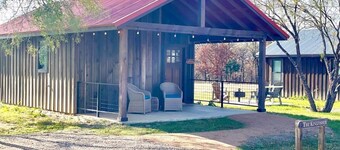 The Kingfisher Cabin 15MIN to Magnolia & Baylor