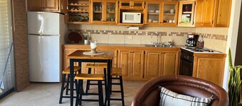 2 Bed/2 Bath Condo in the heart of San Jose del Cabo, 5 minutes from the beach!