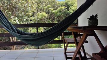 Quarto superior | Roupas de cama antialérgicas, Wi-Fi de cortesia, roupa de cama