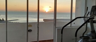 Three Bedroom Condo with Pool and Spectacular Lagoon & Sea view