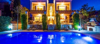 Villa Galina - Five Bedroom Villa, Sleeps 10