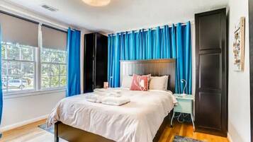 1 bedroom, iron/ironing board, free WiFi, bed sheets