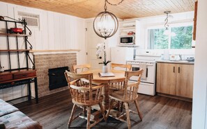 Private kitchen - Buddy Shack: nature immersion, ideal for 4 guests, near Frampton Brasse, golf, W (FRAMPTON)