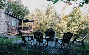 Property grounds - Buddy Shack: nature immersion, ideal for 4 guests, near Frampton Brasse, golf, W (FRAMPTON)