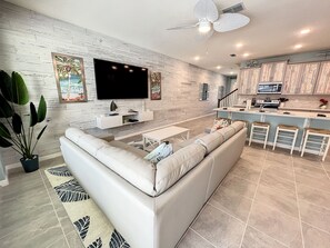 Smart TV - Endless Summer: Private Pool & Free BBQ Grill! (Kissimmee)