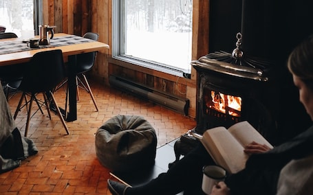 Dining. Chalet Chic Shack, In nature, escape, peace of mind