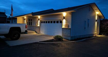 Modern Farm Style Home With Lots of Space