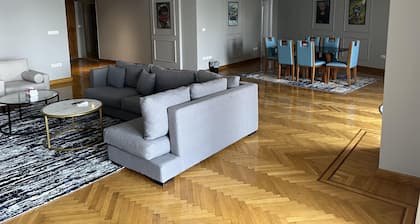 Luxury 4000sq flat direct Nile view+Fairmont view