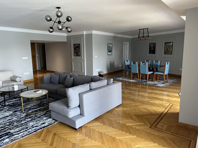 Luxury 4000sq flat direct Nile view+Fairmont view