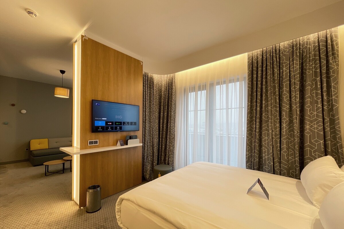 In-room safe, blackout drapes, soundproofing, iron/ironing board