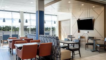 Desayuno buffet incluido todos los días