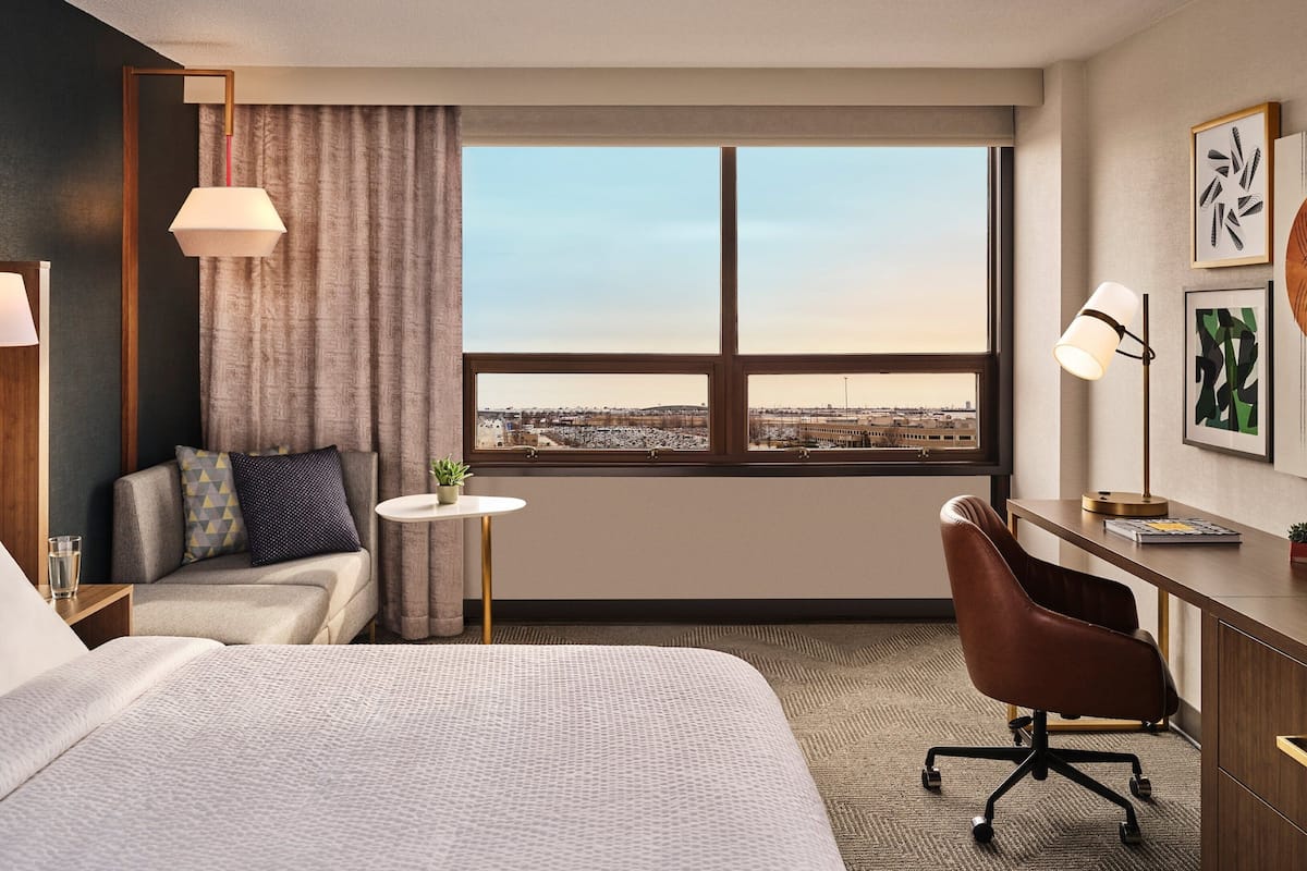 1 bedroom, down duvets, in-room safe, desk