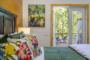 3 chambres, bureau, Wi-Fi gratuit, draps fournis