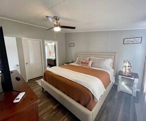 3 habitaciones, tabla de planchar con plancha y wifi gratis