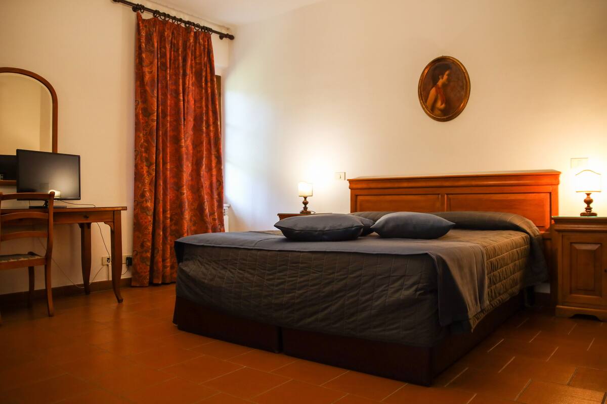 Dobbeltrom | Safe på rommet og wi-fi (inkludert)
