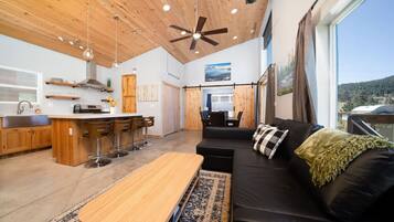 Een televisie, videogames, boeken en streamingdiensten