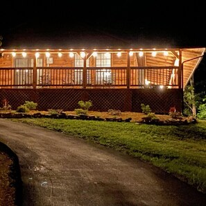 Exterior - Private Cabin Retreat – Relax in the Hot Tub & Cozy Up by Fire! (Pigeon Forge)