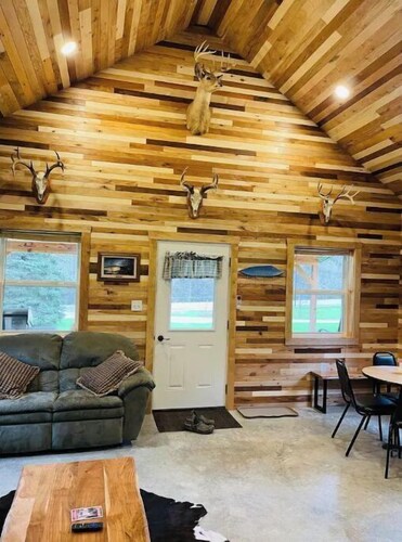 Fly Reel Cabin w/ hot tub