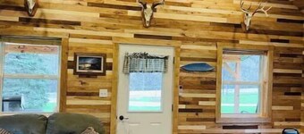 Fly Reel Cabin w/ hot tub