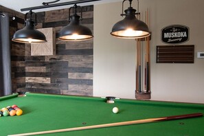Spielezimmer