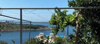 2B delux suite by Hillside apartments TM