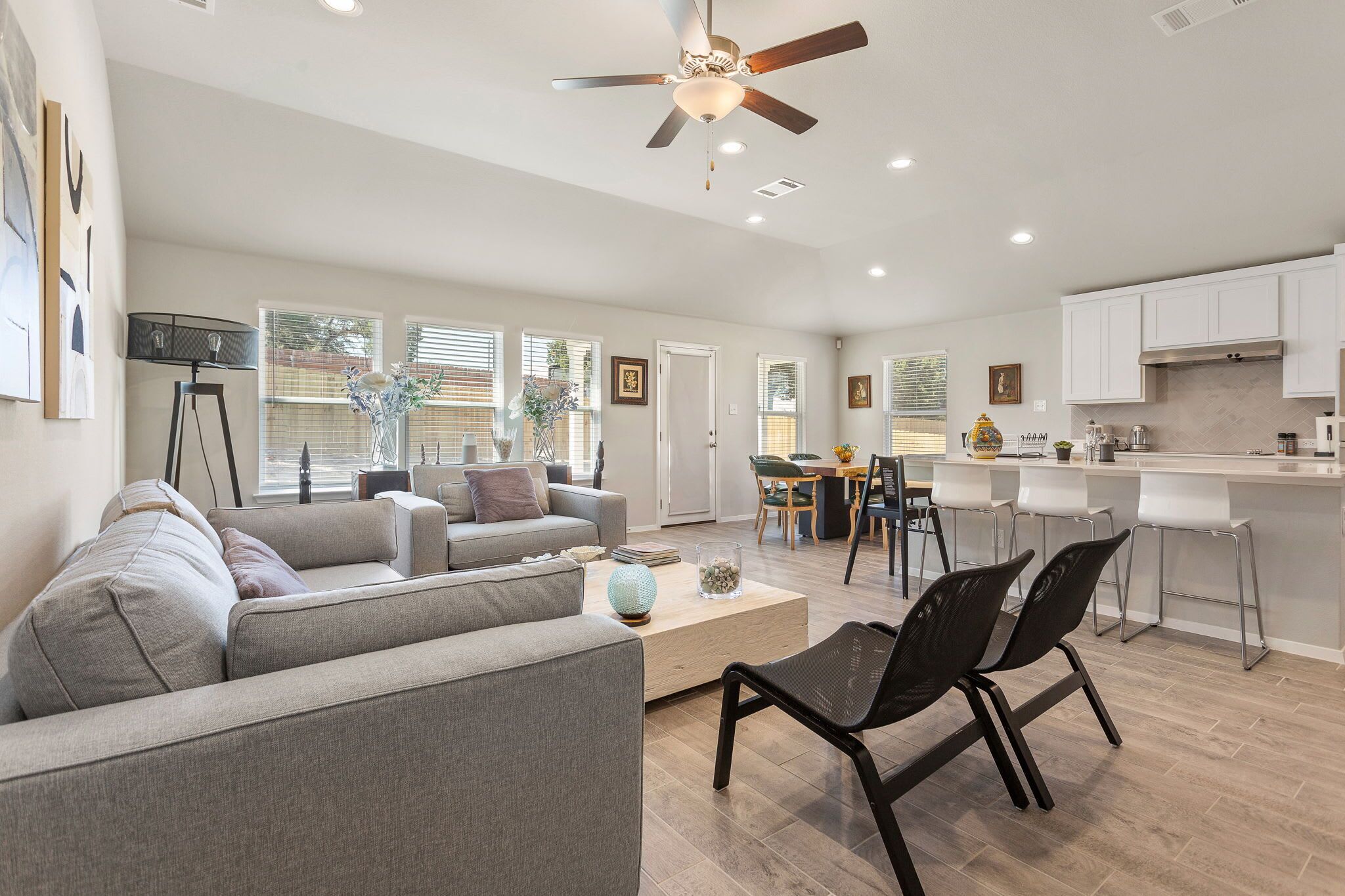 Télévision, espaces bureaux