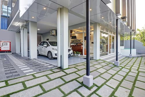 Free self parking