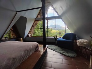 Private 7 | Bed sheets - Zephyr River Lodge (San Agustin Lanquin)