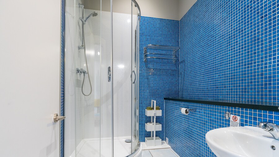 JOIVY Meadows Park En-Suite Rooms