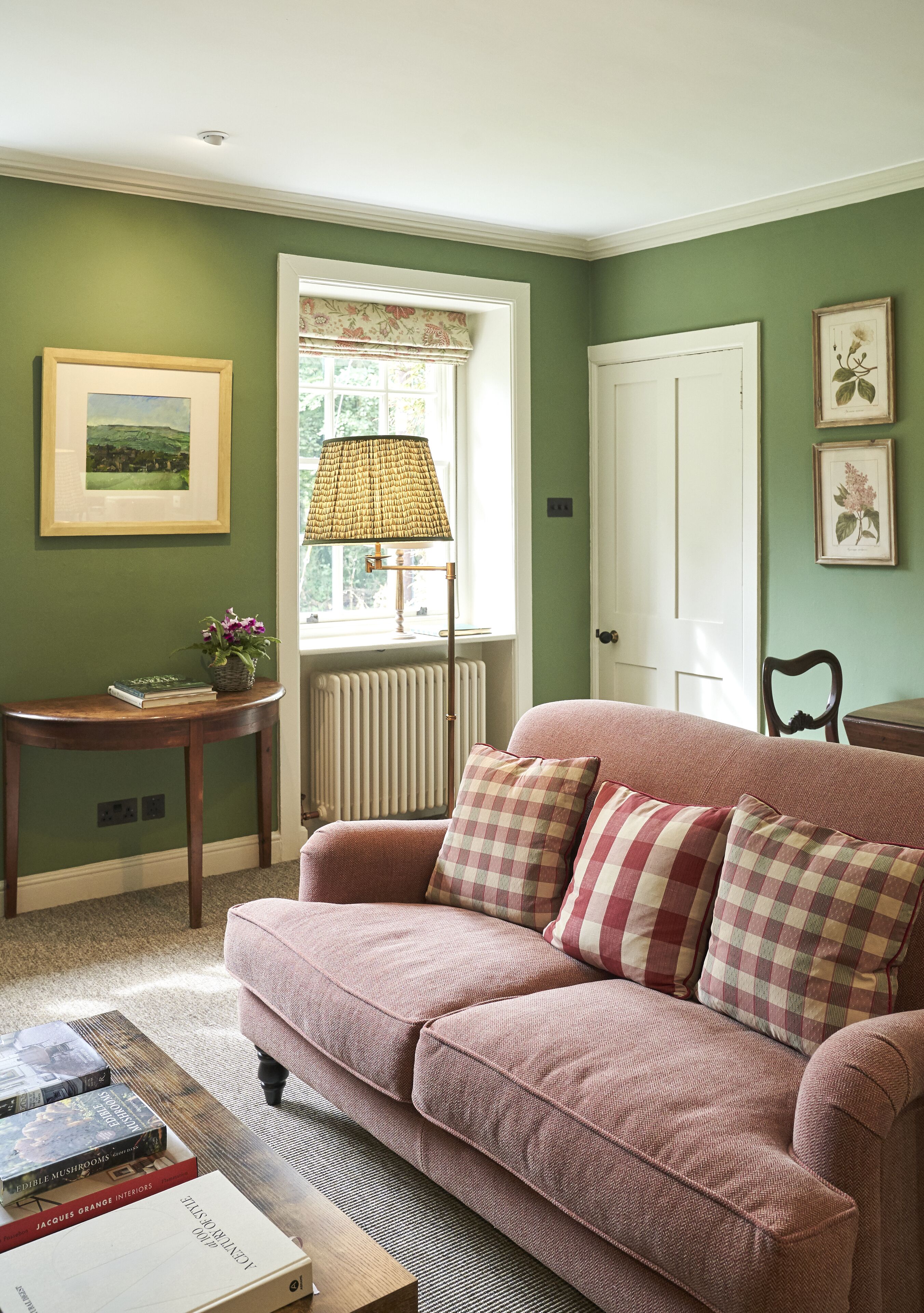 Apartment, 1 Bedroom | Living area | TV