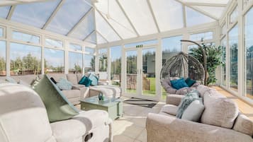 House, Hot Tub | 7 bedrooms, iron/ironing board, free cots/infant beds, free WiFi