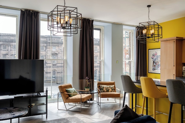 Apartment, 1 Bedroom, Kitchen, City View | Laptop workspace, iron/ironing board, free WiFi, bed sheets