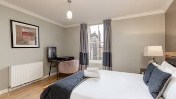 Superior Apartment, 3 Bedrooms, Non Smoking, City View | 3 bedrooms, laptop workspace, iron/ironing board, free WiFi