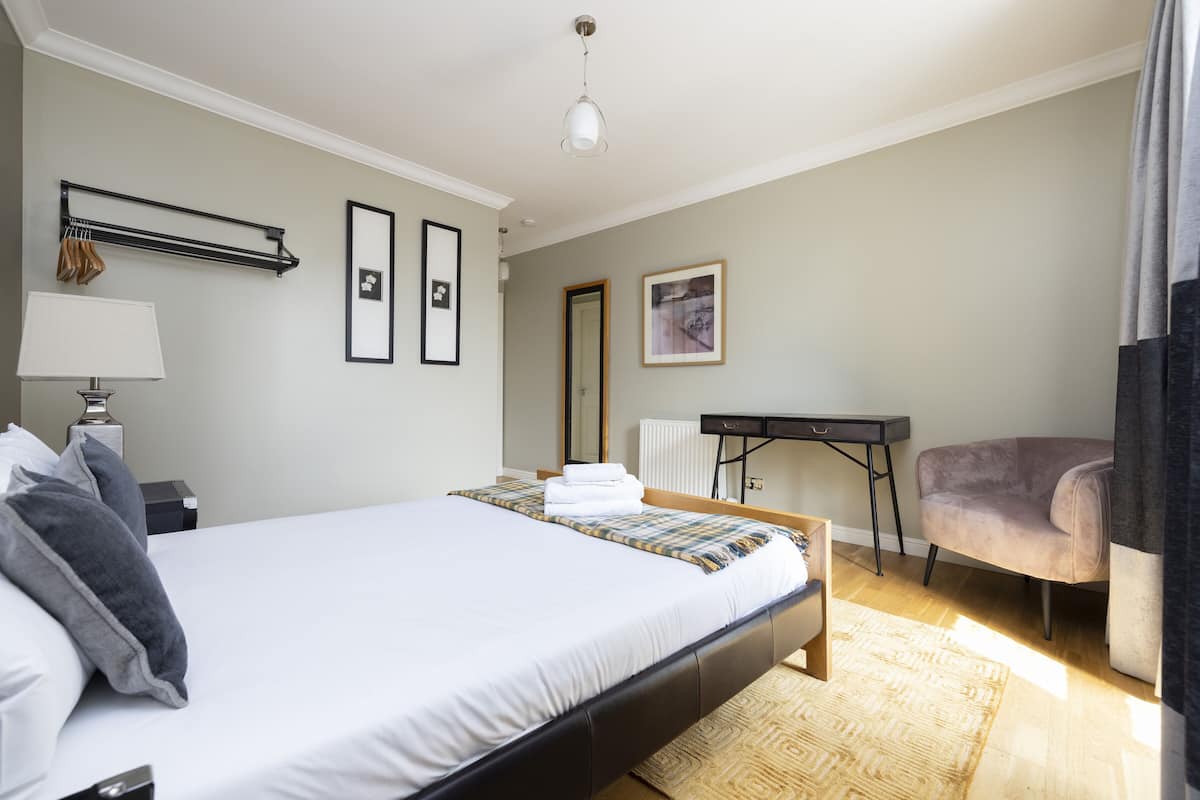 Deluxe-Apartment, 3 Schlafzimmer, Nichtraucher, Stadtblick