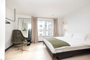 Apartment, 2 Bedrooms, Terrace, Bay View | 2 bedrooms, desk, iron/ironing board, free WiFi - JOIVY Fabulous 2Br Apartment W/Terrace & Bay View (Edinburgh)