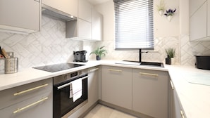 Apartemen, 1 kamar tidur | Dapur pribadi