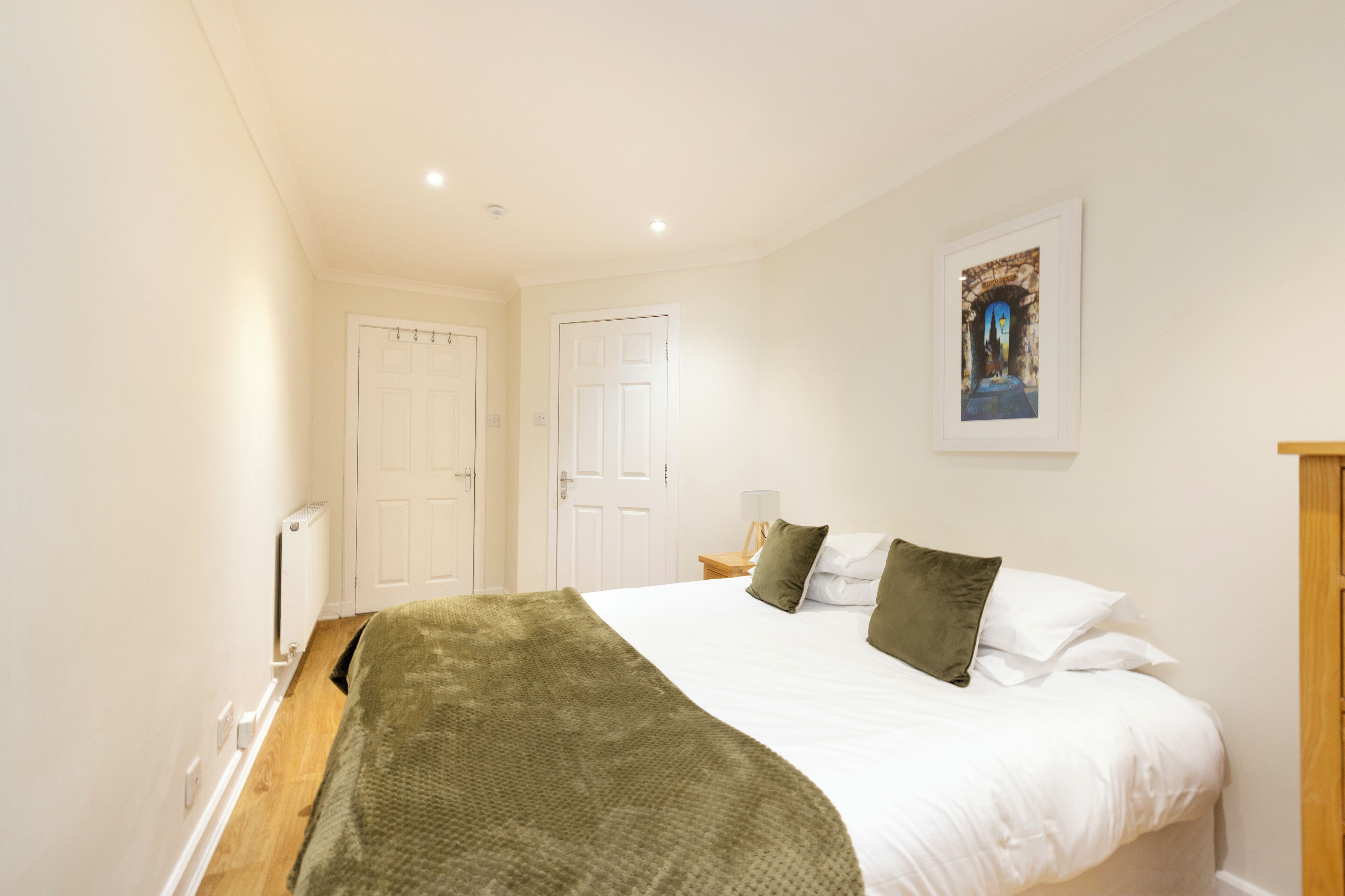 Apartment, 3 Bedrooms | 3 bedrooms, iron/ironing board, free WiFi, bed sheets