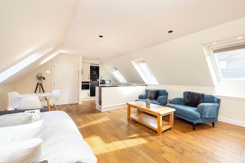 Apartment, 1 Bedroom | 1 bedroom, iron/ironing board, free WiFi, bed sheets