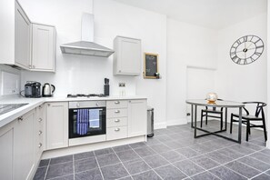Apartment, 1 Bedroom | Private kitchen | Fridge, microwave, oven, espresso maker