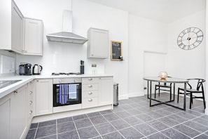 Apartment, 1 Bedroom | Private kitchen | Fridge, microwave, oven, espresso maker