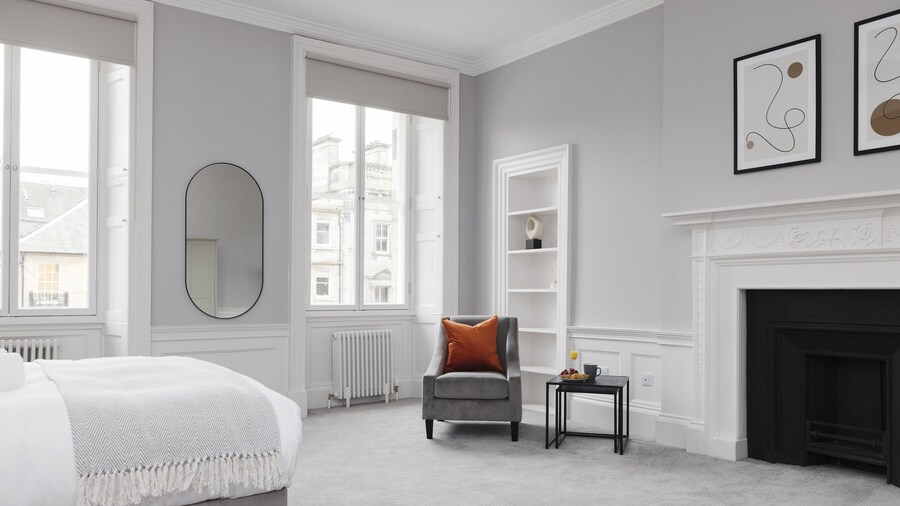 JOIVY Luxurious 2 Br Apt On Notable George Street