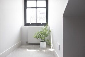 Apartment, 2 Schlafzimmer | 2 Schlafzimmer, Schreibtisch, laptopgeeigneter Arbeitsplatz