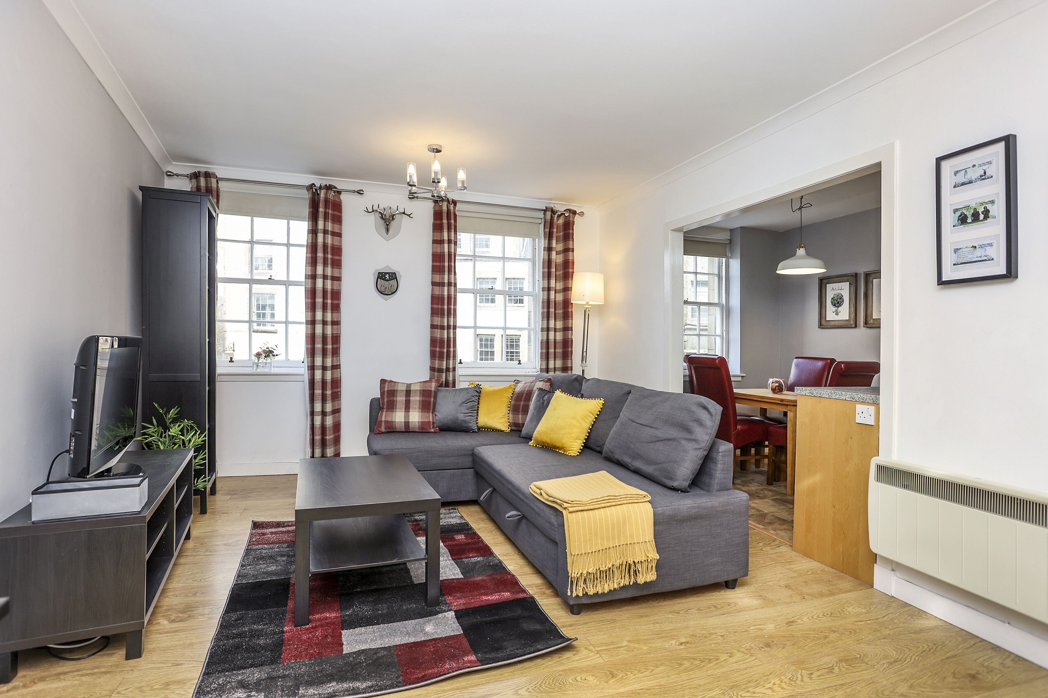 Apartment, 1 Bedroom | Living area