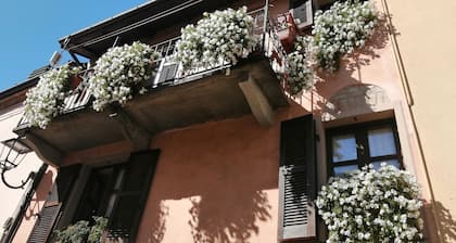 Antica Dimora Stays in Langa Historical center La Morra