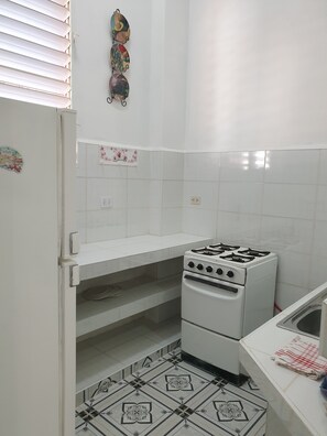 Kookgerei, borden en bestek