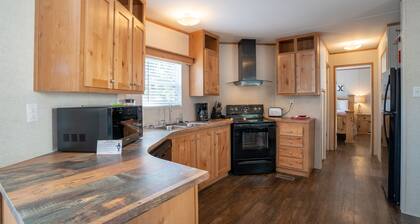Mobile Home E-1 at Safe Harbor Brady Mountain on Lake Ouachita!